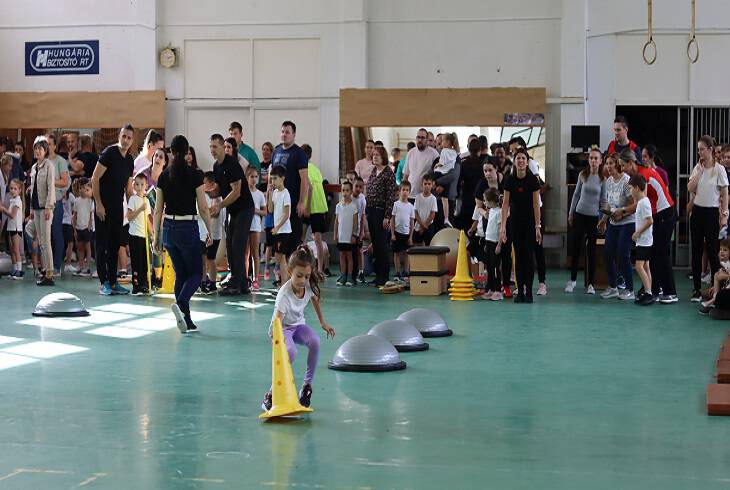 Mozog a Hevesi 10.14.