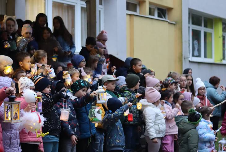 Mrton-napi lmps felvonuls 