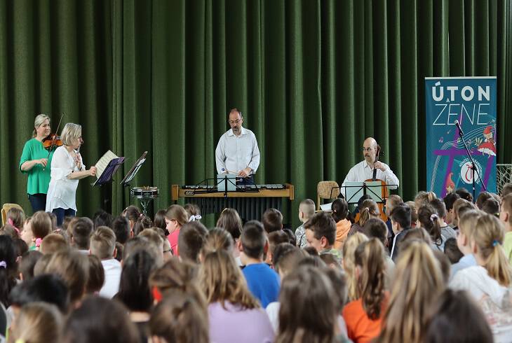 Úton a zene a Nemzeti Filharmonikusok koncertje