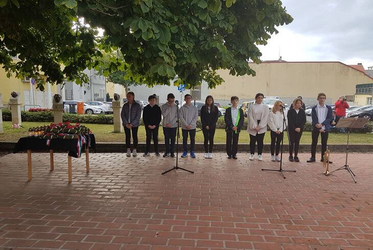 Október 6-i ünnepi emlékműsor az aradi vértanúk emlékére Nagykanizsán Október 6-i ünnepi emlékműsor az aradi vértanúk emlékére Nagykanizsán